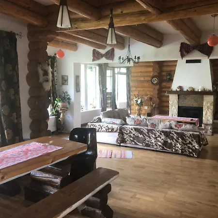 Hot Tub Chalet Retreat * Brasov